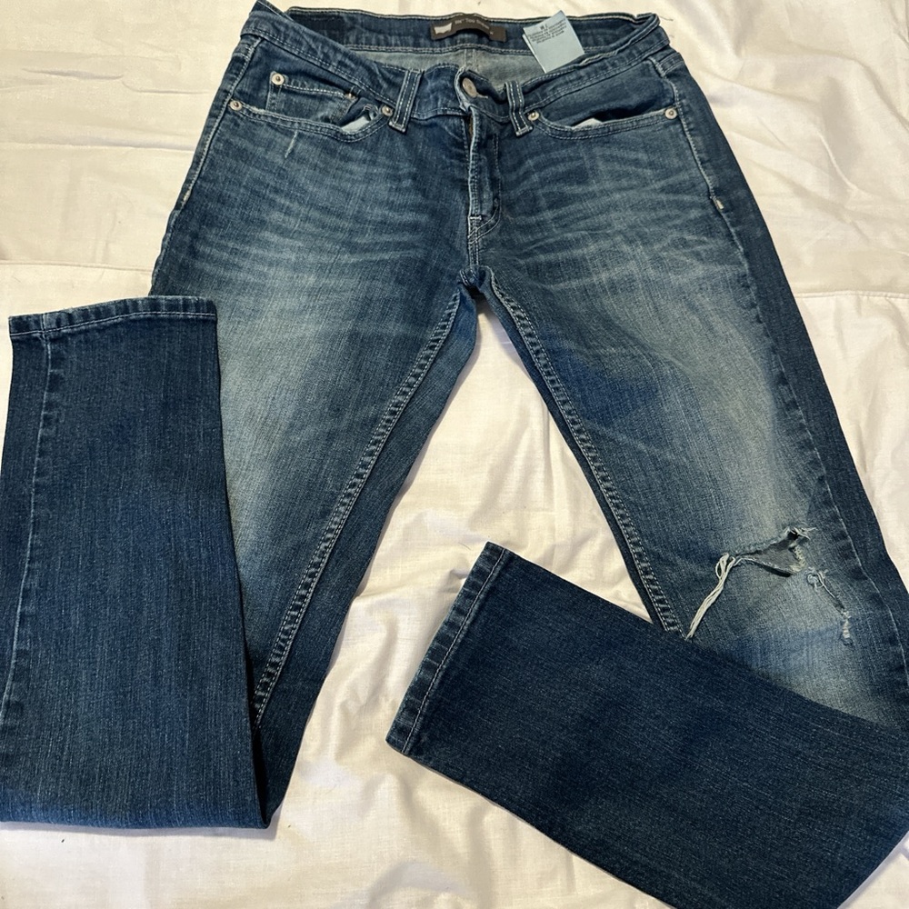 Women’s blue jeans